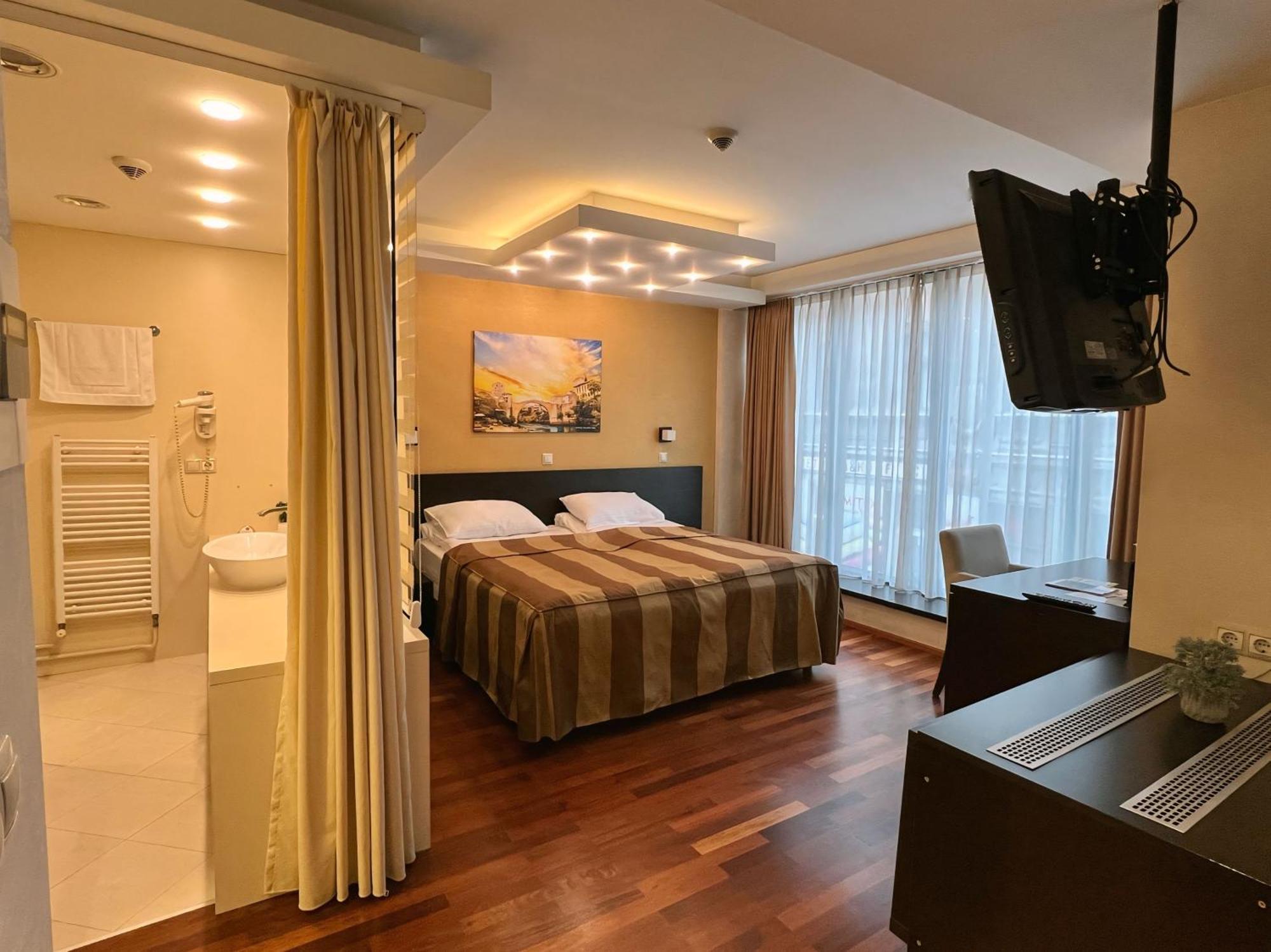 City Boutique Hotel Сараево Экстерьер фото